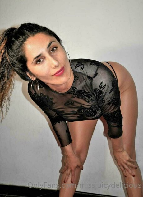 ladyjuicybrunette pornstar nice image