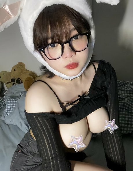 yukxwaii model nudes galleries