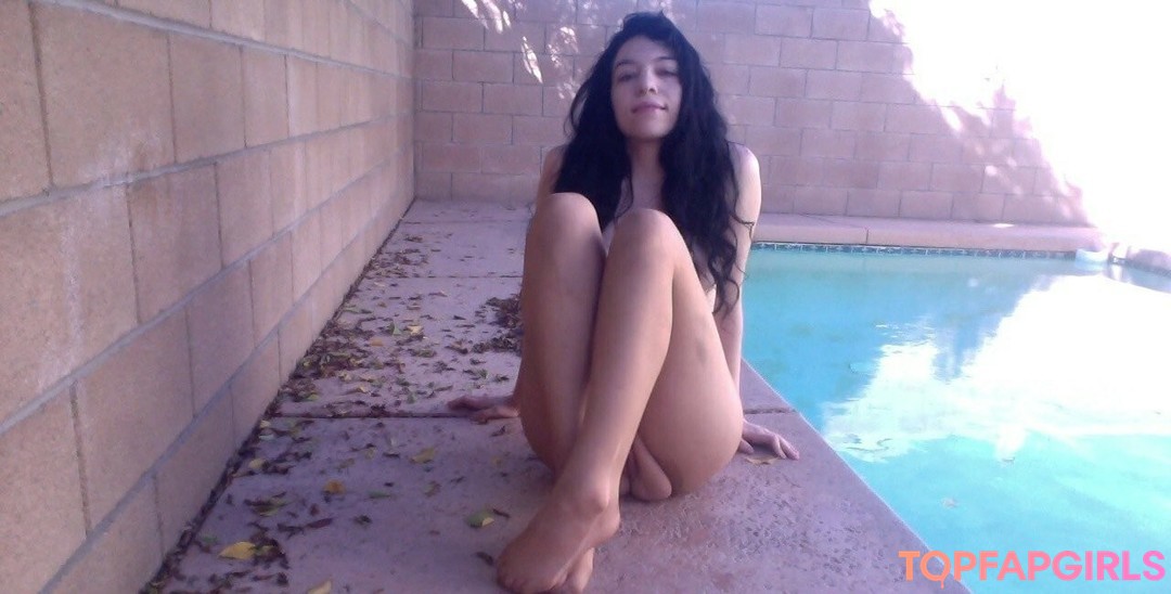 stellaaeternum naked pornstar image