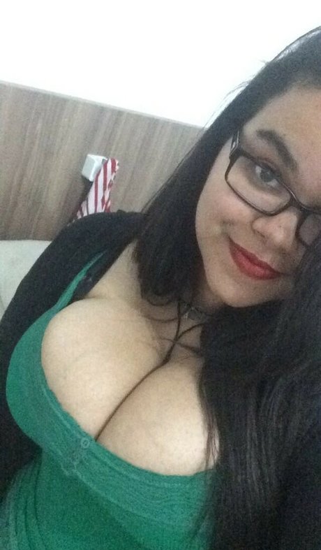 Thalia Brandao hd model img