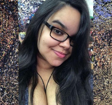 Thalia Brandao pretty star photos