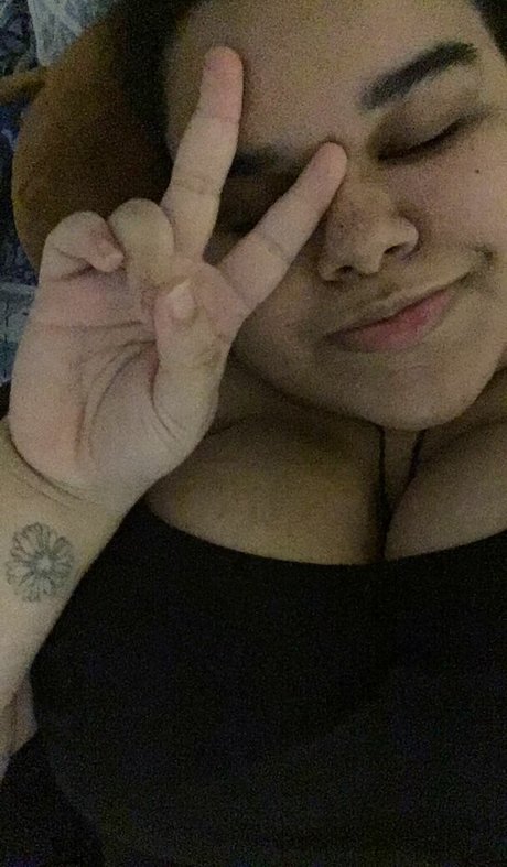 Thalia Brandao naked actress photo