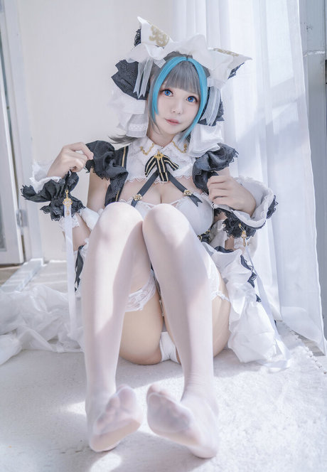 Yuki Neko nude model image