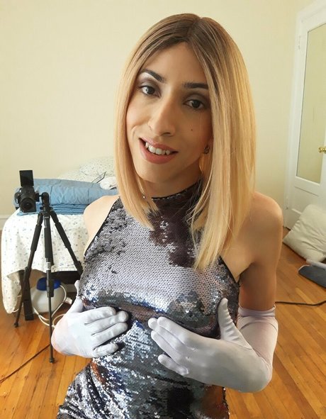 kinkybellahart exclusive star picture