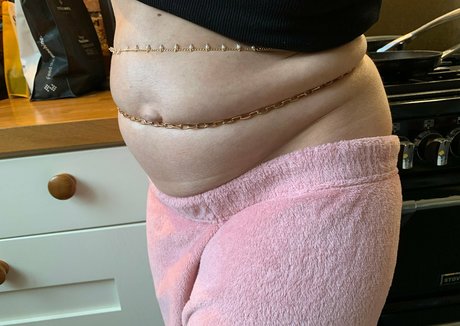 evieexpands adult actress picture