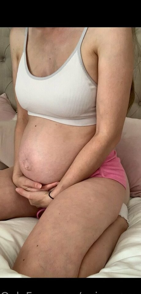 evieexpands beautiful actress pictures