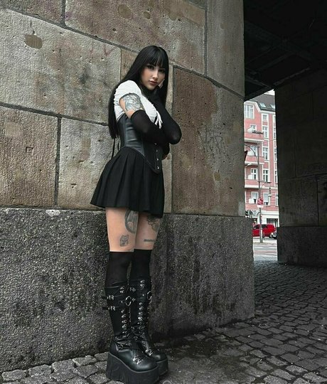 yami liia adult star photo