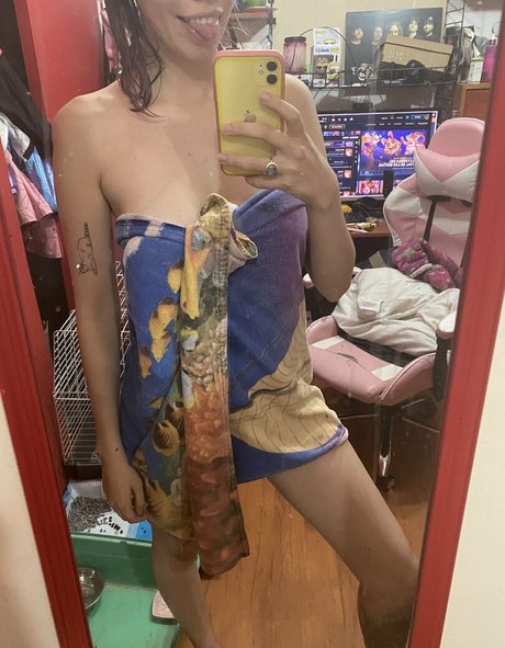 haydeuwu star nude photos