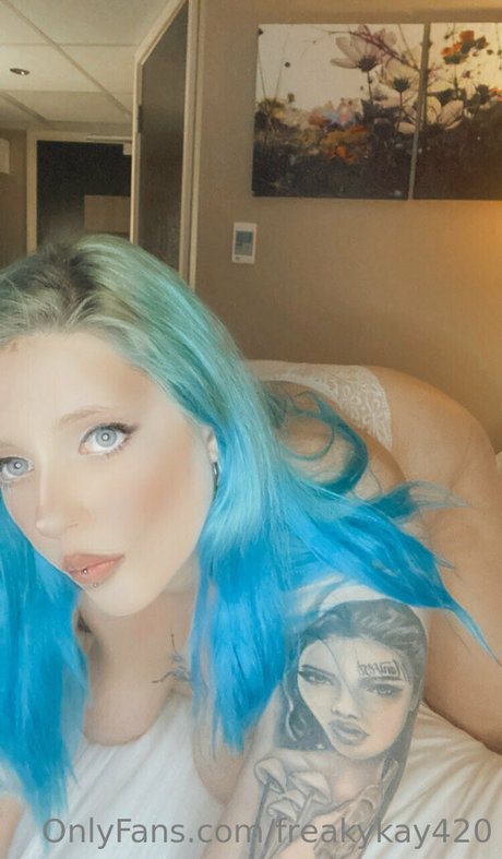 freakykay420 star top image