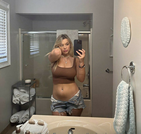 barista onlyfans hot photos