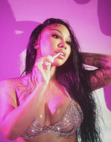 Ari Fletcher pretty pornstar img