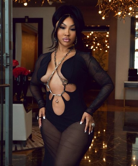 Ari Fletcher adult actress pictures