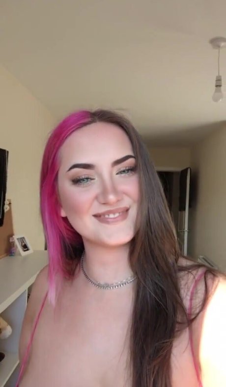 Scoopy hot pornstar images