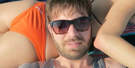 Allie Wes perfect model pic