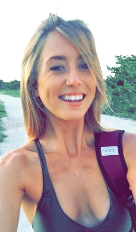 Allie Wes star pretty archive