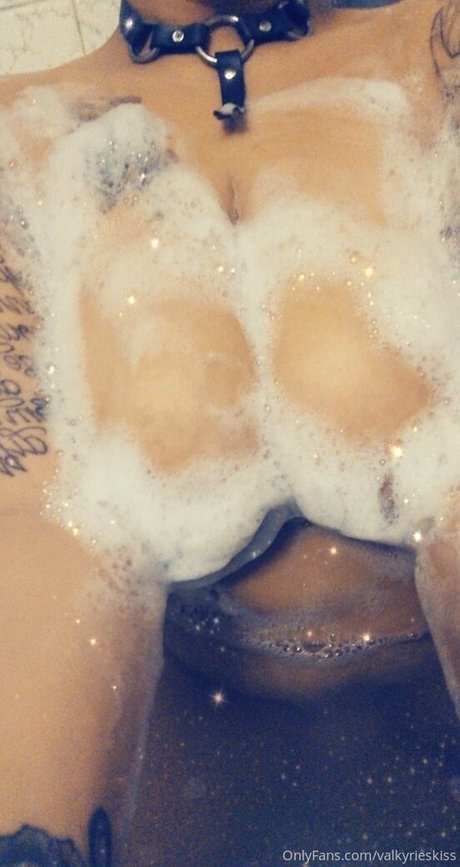 valkyrieskiss nudes actress photo