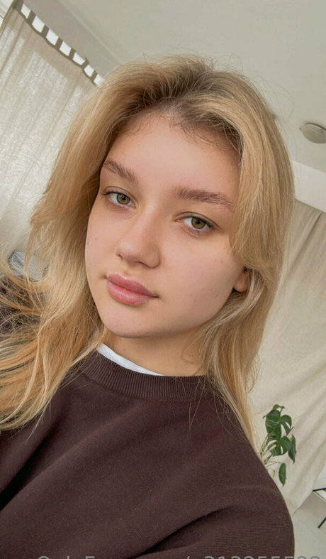 pervokursnica nice pornstar img