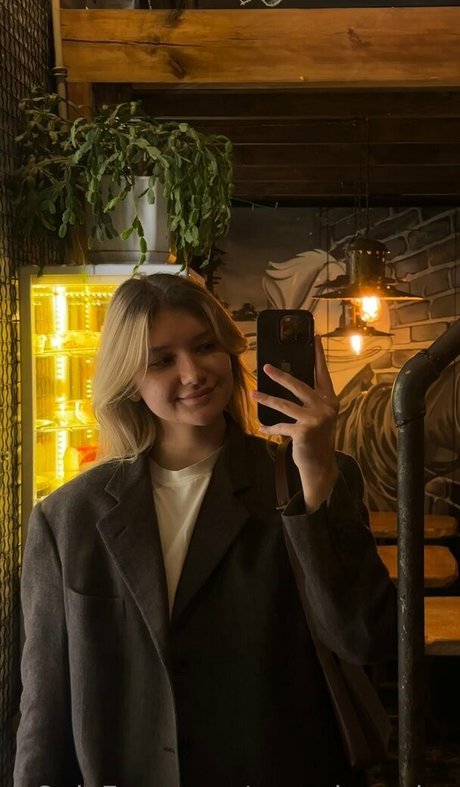 pervokursnica pornstar best photos