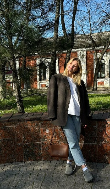 pervokursnica exclusive pornstar galleries