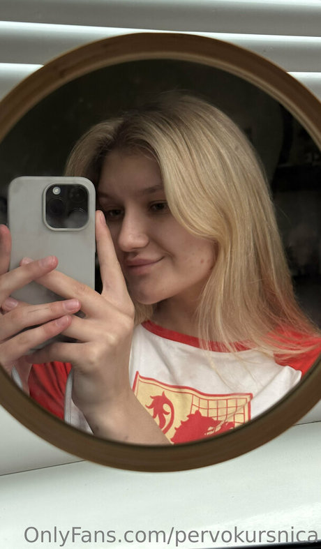 pervokursnica sex pornstar photo