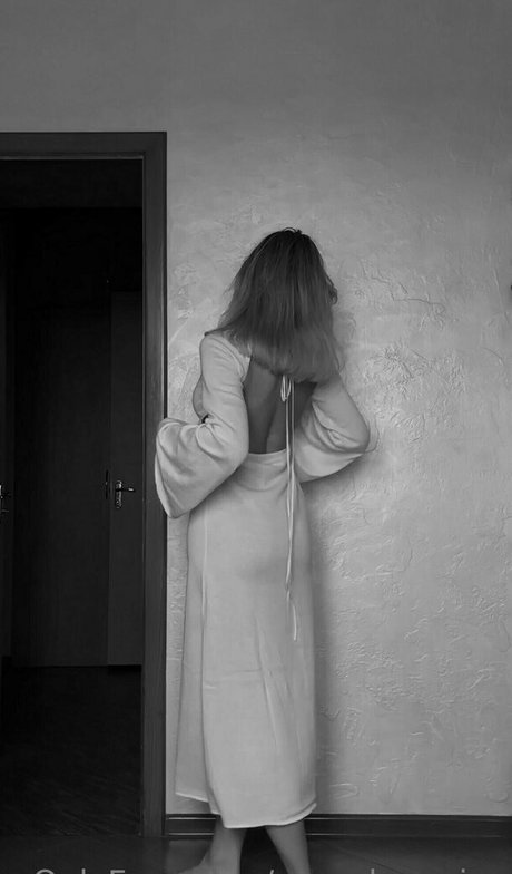 pervokursnica model nudes photos