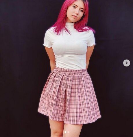 milf glasses onlyfans art nude gallery