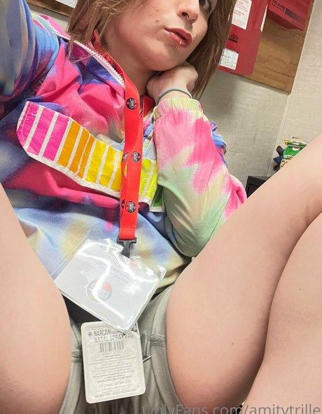 amythrill beautiful actress photos