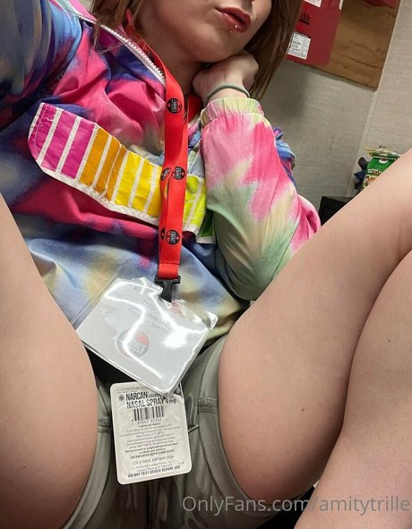 amythrill art actress img