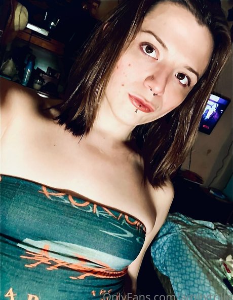 amythrill art actress gallery