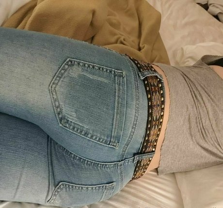 amythrill nudes pornstar pics