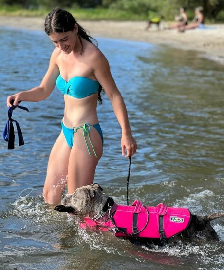 Cassidy Mceown model xxx image