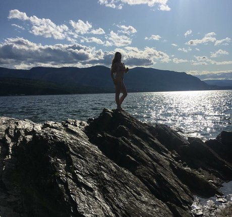 Cassidy Mceown model nude pics