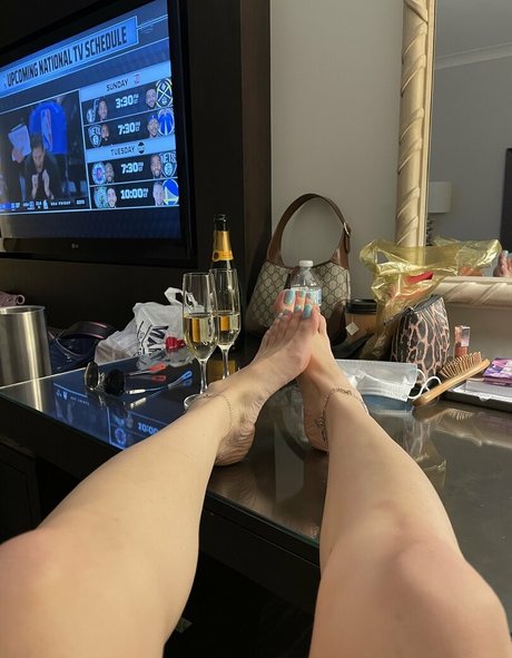 amputee onlyfans sexy picture