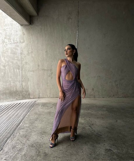 Osiris Mendez pornographic model pic