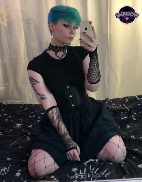 egirlshadowx model hot pics