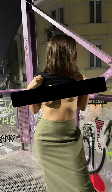 larajuice erotic pornstar archive