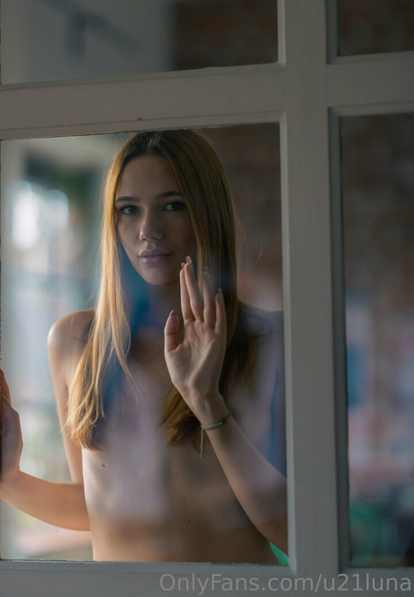 jennifer foxy adult model pictures