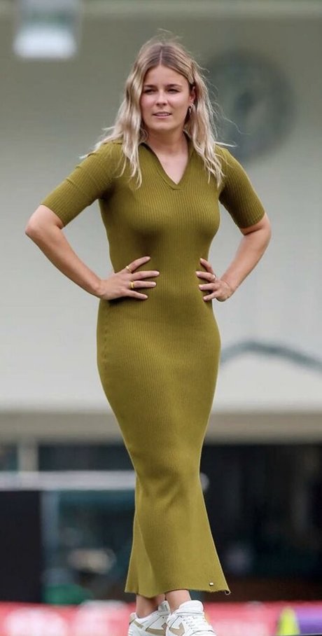 Alex Hartley Cricket pornstar pretty gallery