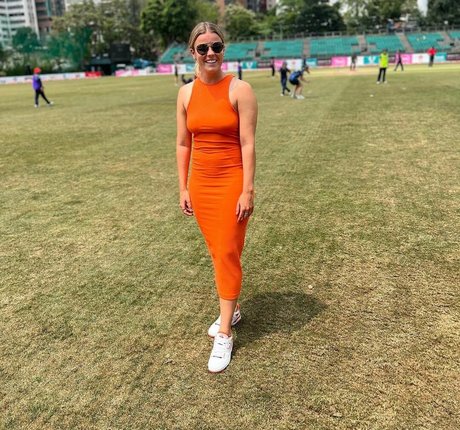 Alex Hartley Cricket perfect star pictures