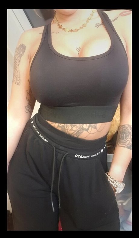 fingering pussy onlyfans perfect picture