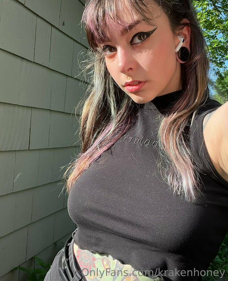 krakenhoney pornstar art pictures