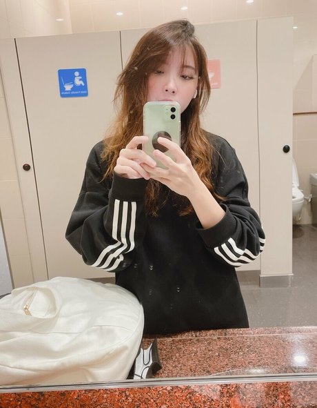 brunette nurse onlyfans sexy xxx pic