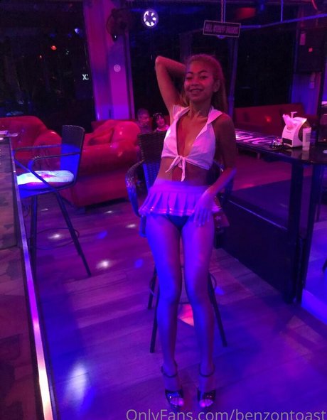 benzontoast high quality model pictures