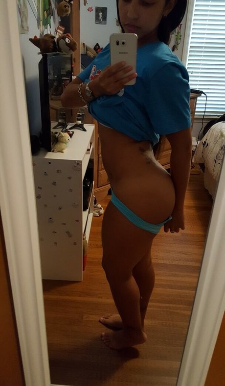 Domi Cosplay model pornographic image