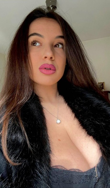 Gianclaudia Di Giacomo pornstar xxx galleries