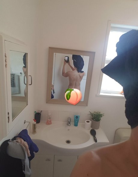 mysteriouskiwigirl pretty actress img