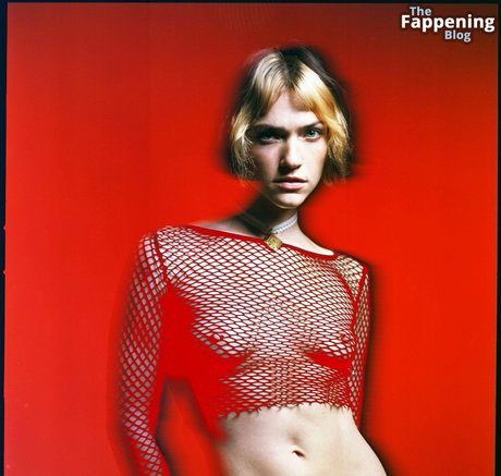 Violett Beane pornstar nudes pics