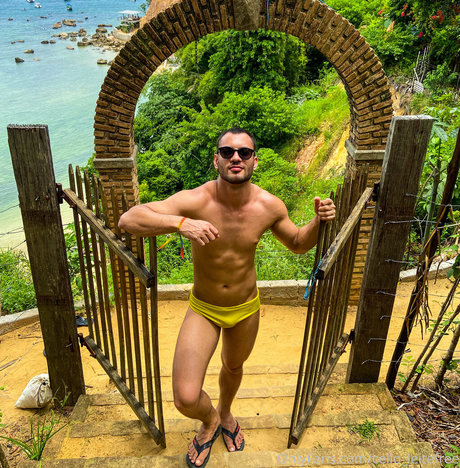 cello leitefree exclusive star photo