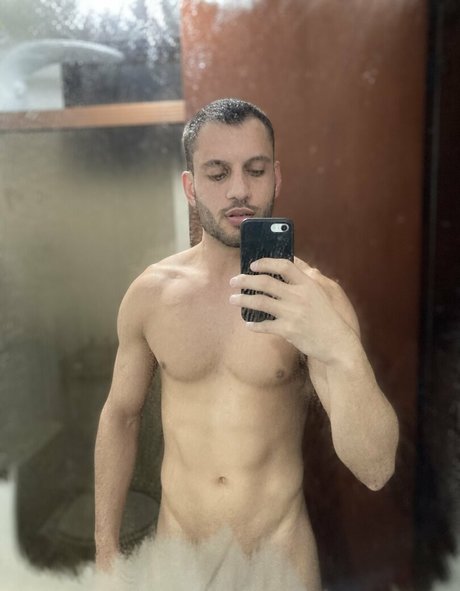 young onlyfans perfect pics