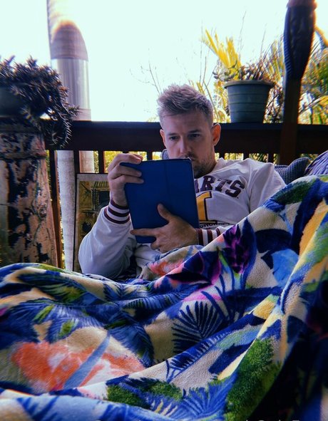 codydealfree naked model galleries